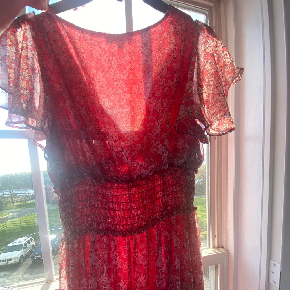 Floral pink medium spring/summer guest